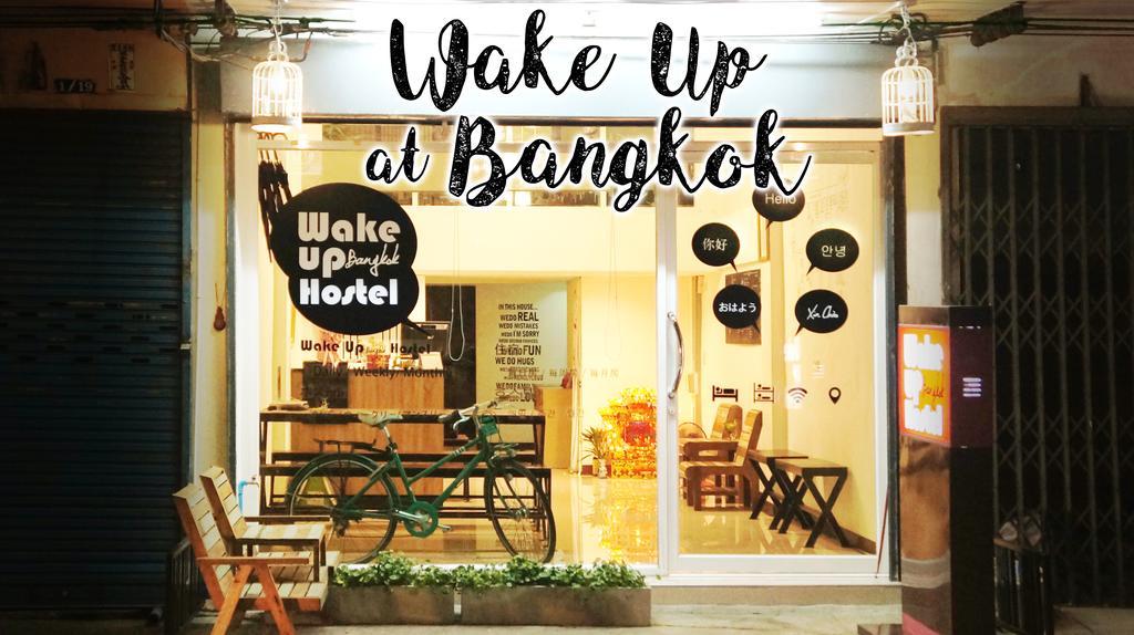 Wake Up Hostel Bangkok Exteriör bild